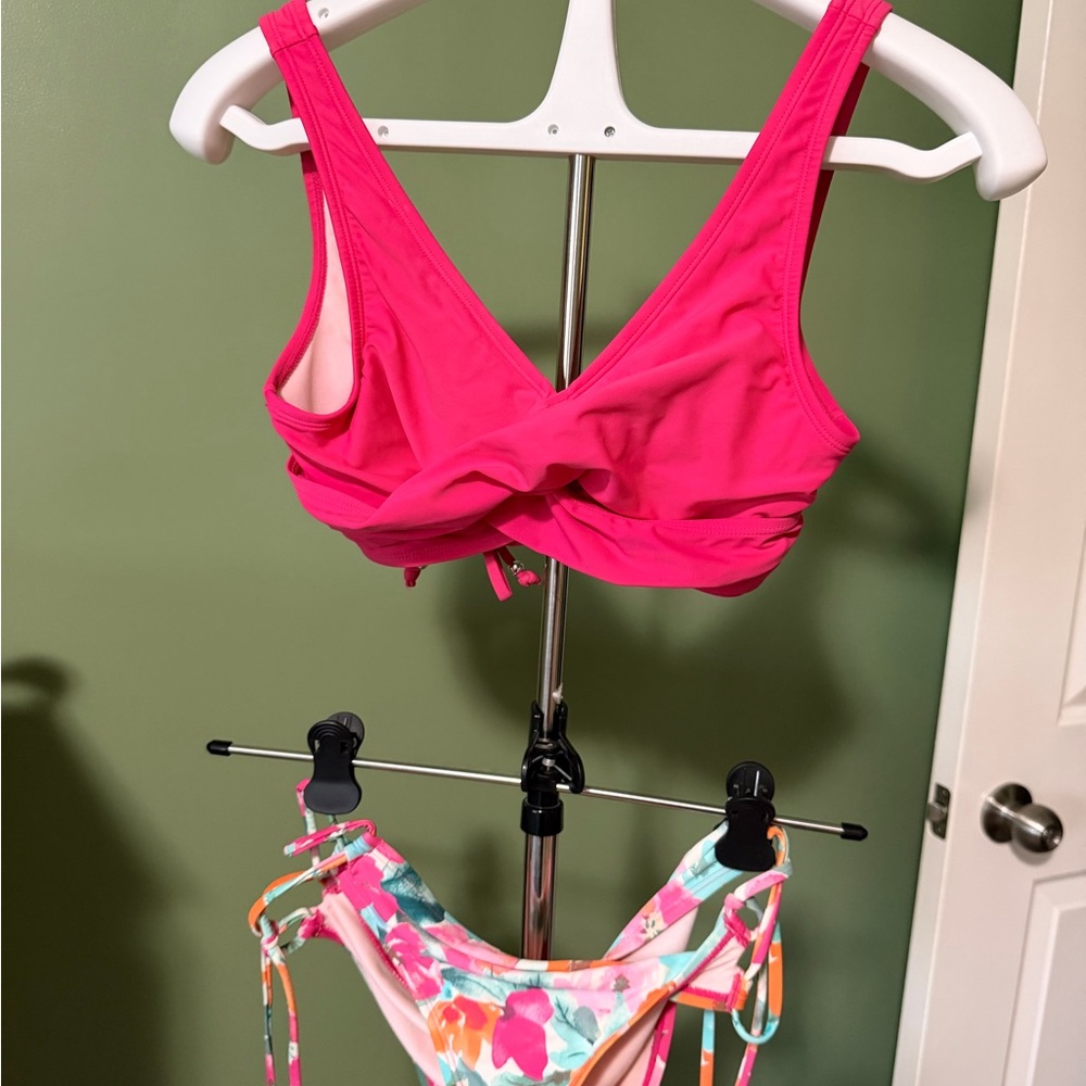 Cupshe Pink and Floral Bikini Set